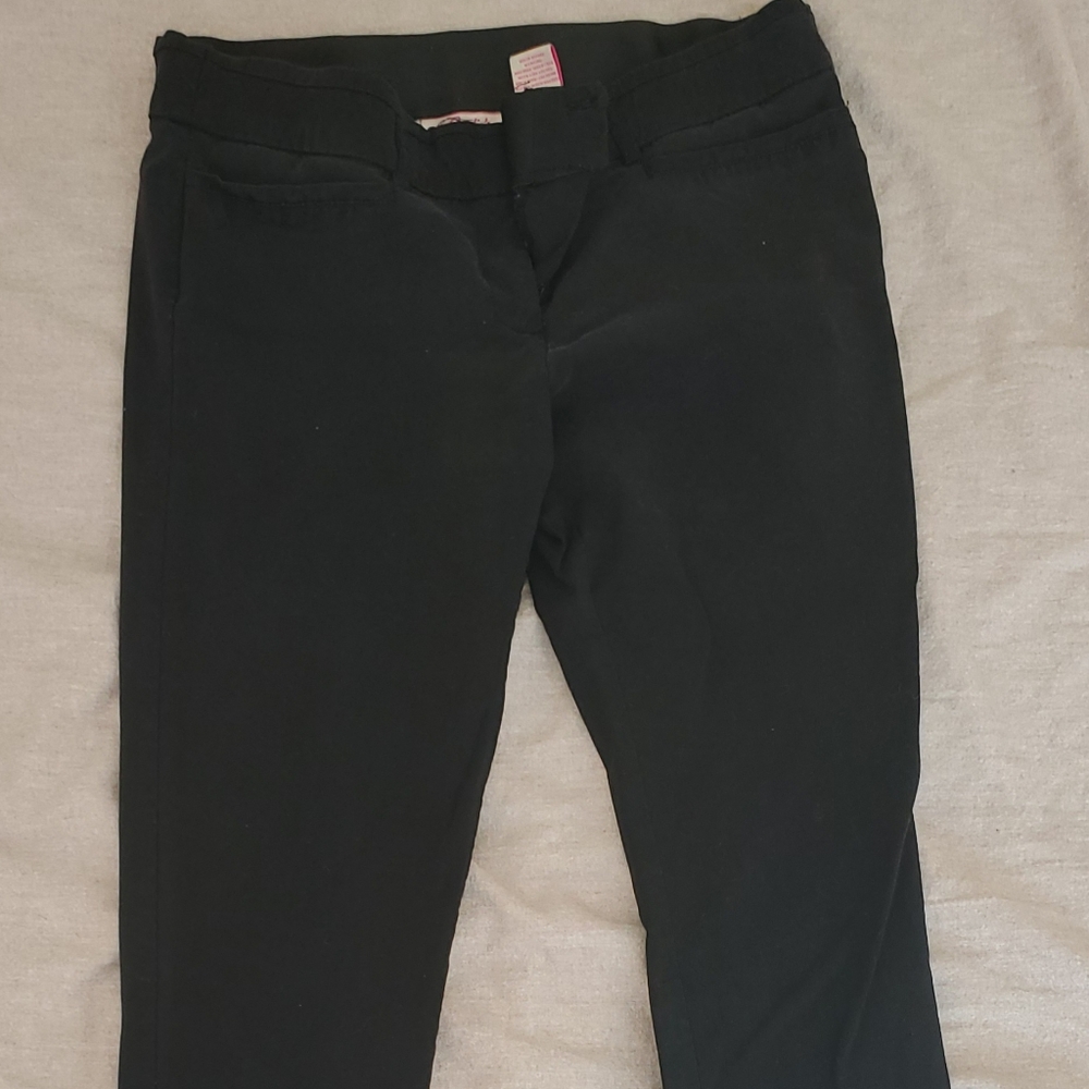 Skinny Leg Dress Pants Capris